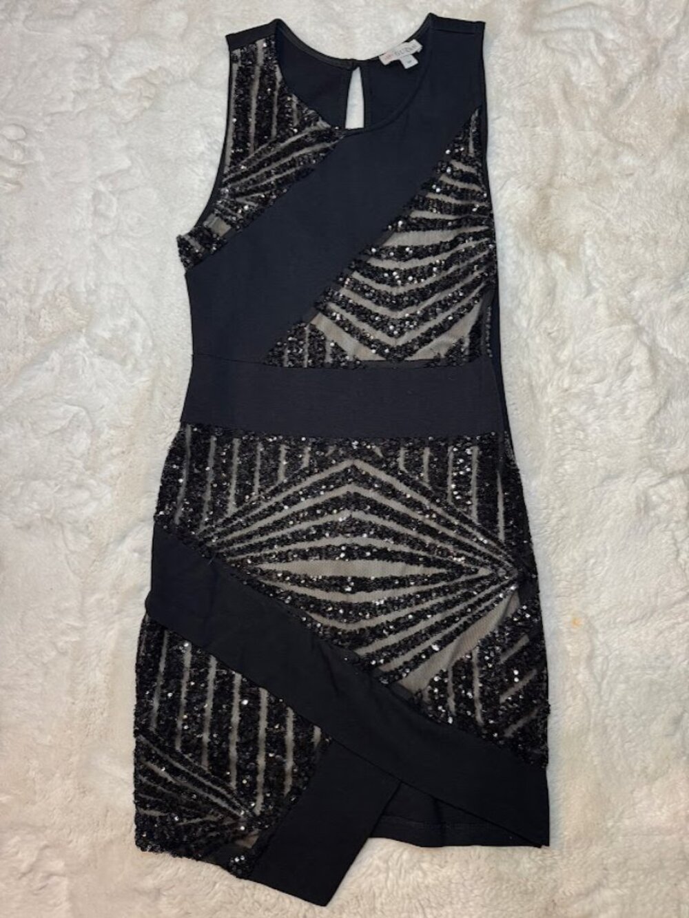 GUESS Black Sequin Mesh Geometric Bodycon Mini Dress Sz Small Style JD7499B